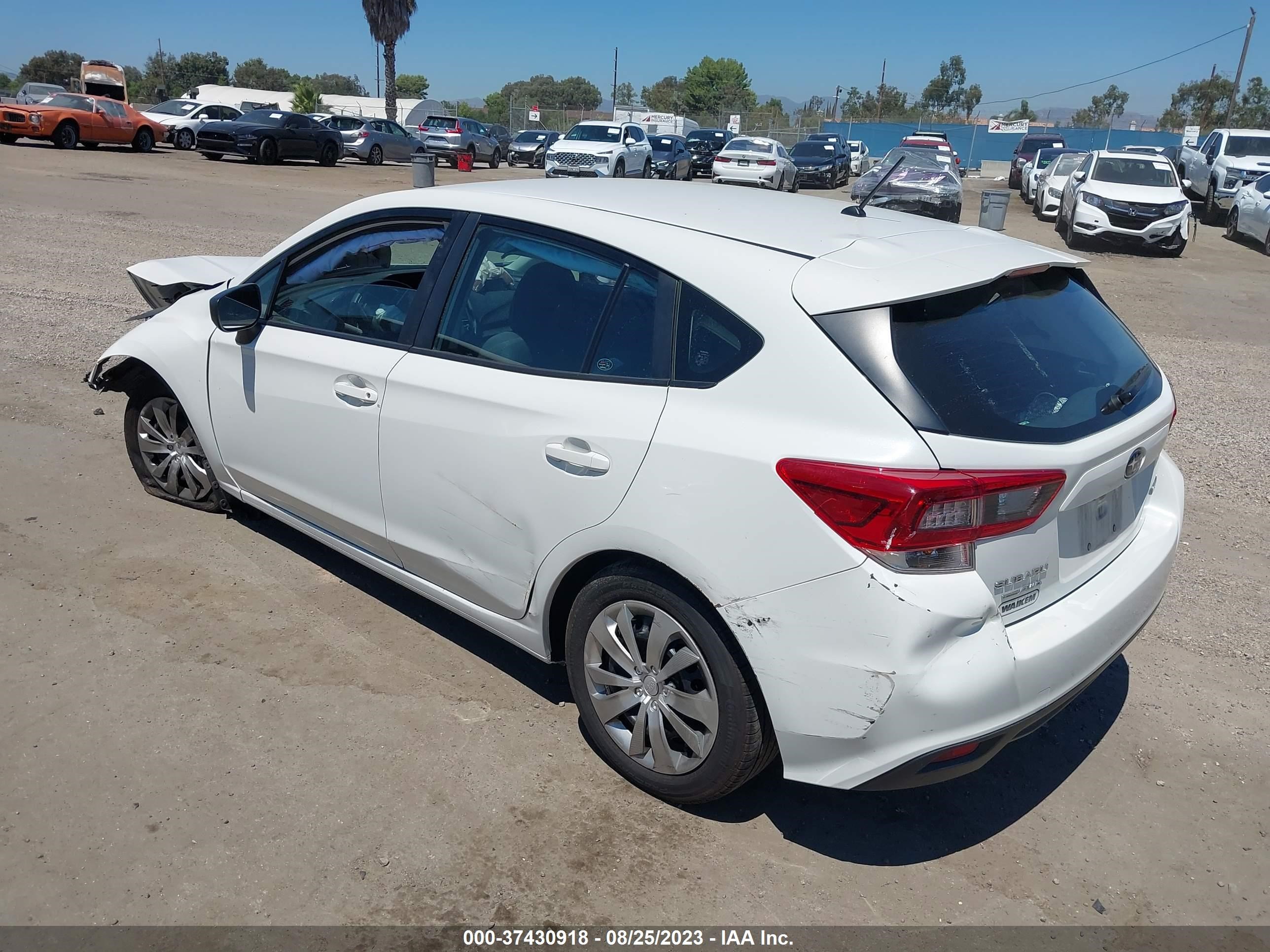 Photo 2 VIN: 4S3GTAB65M3707077 - SUBARU IMPREZA 