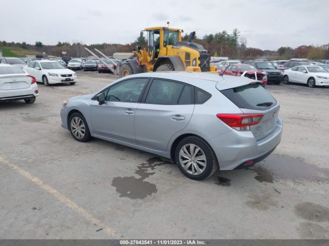 Photo 2 VIN: 4S3GTAB65N3712295 - SUBARU IMPREZA 