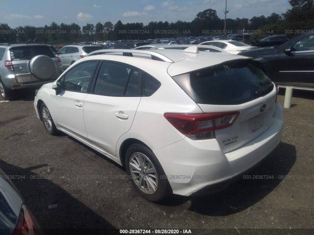 Photo 2 VIN: 4S3GTAB66H3709457 - SUBARU IMPREZA 