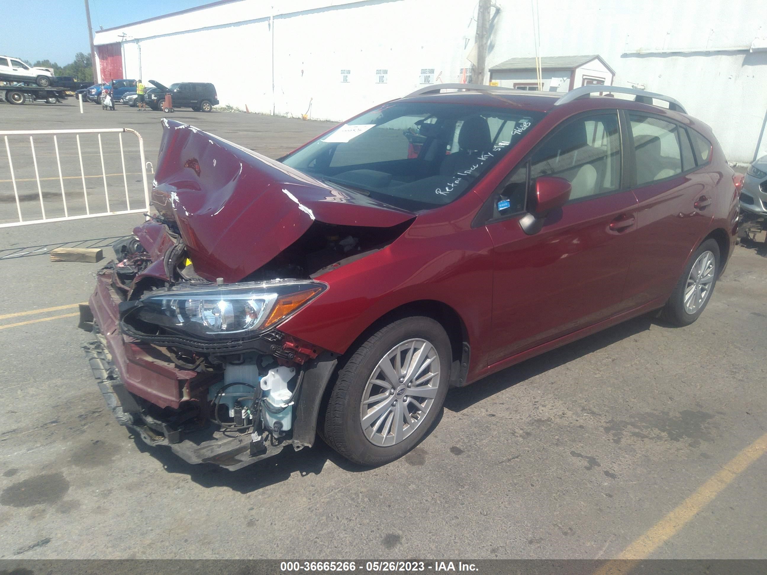 Photo 1 VIN: 4S3GTAB66J3713174 - SUBARU IMPREZA 