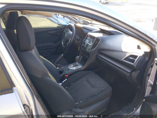 Photo 4 VIN: 4S3GTAB66K3705335 - SUBARU IMPREZA 