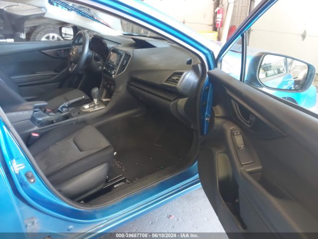 Photo 4 VIN: 4S3GTAB66L3731502 - SUBARU IMPREZA 