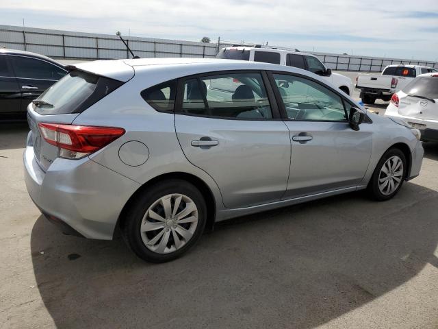 Photo 2 VIN: 4S3GTAB68K3704882 - SUBARU IMPREZA 