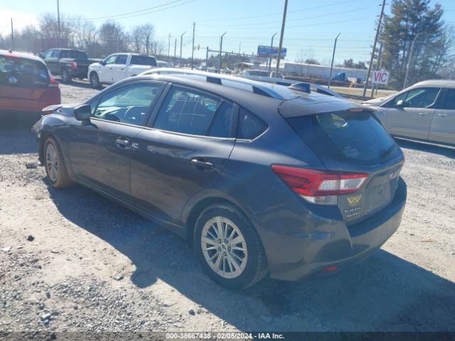 Photo 2 VIN: 4S3GTAB69J3725822 - SUBARU IMPREZA 