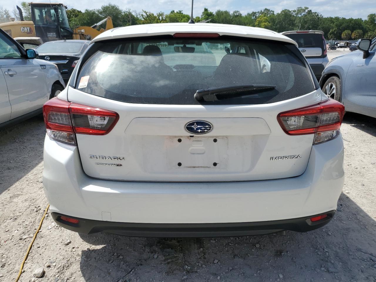 Photo 5 VIN: 4S3GTAB69P3720967 - SUBARU IMPREZA 