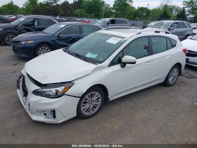 Photo 1 VIN: 4S3GTAB6XH3708666 - SUBARU IMPREZA 