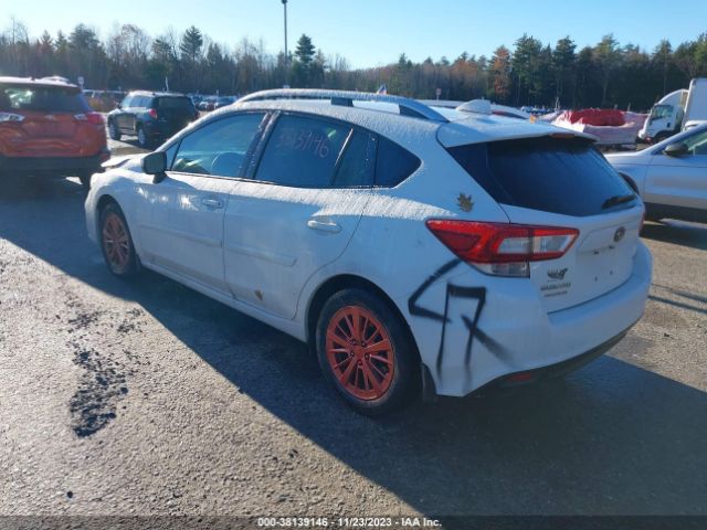 Photo 2 VIN: 4S3GTAB6XH3714662 - SUBARU IMPREZA 