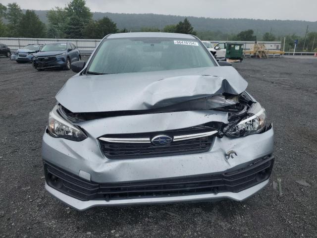 Photo 4 VIN: 4S3GTAB6XN3704497 - SUBARU IMPREZA 