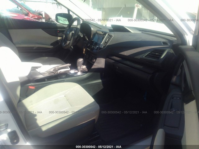 Photo 4 VIN: 4S3GTAC60K3713199 - SUBARU IMPREZA 