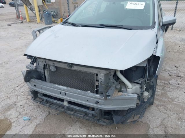 Photo 5 VIN: 4S3GTAC68K3754762 - SUBARU IMPREZA 