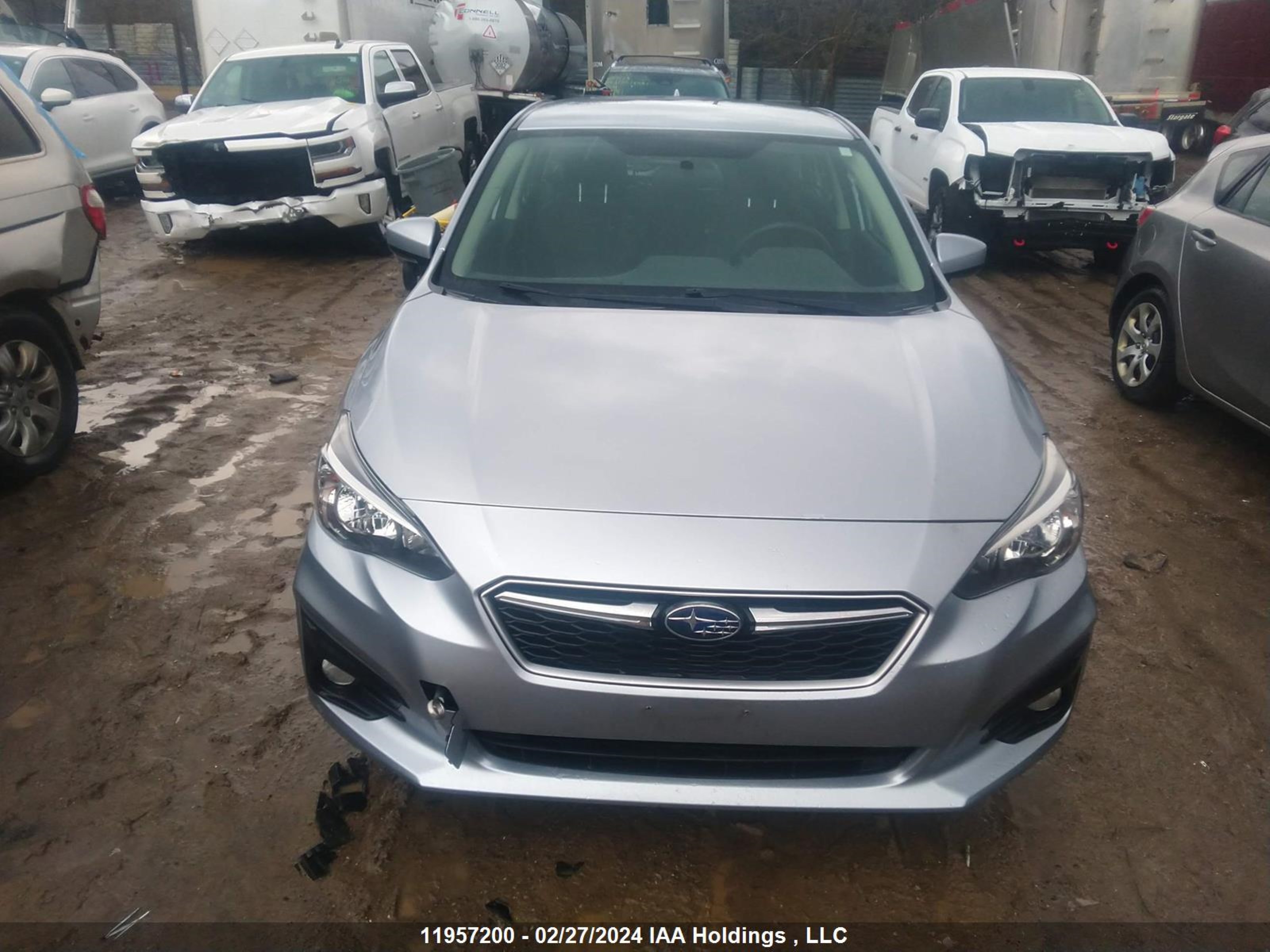 Photo 12 VIN: 4S3GTAC6XK3723884 - SUBARU IMPREZA 