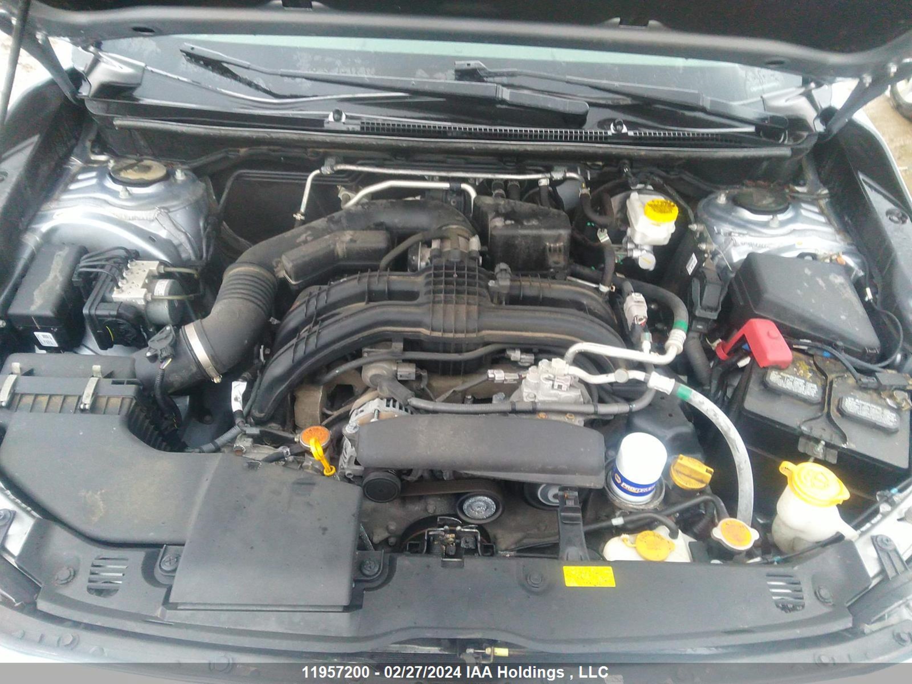 Photo 9 VIN: 4S3GTAC6XK3723884 - SUBARU IMPREZA 