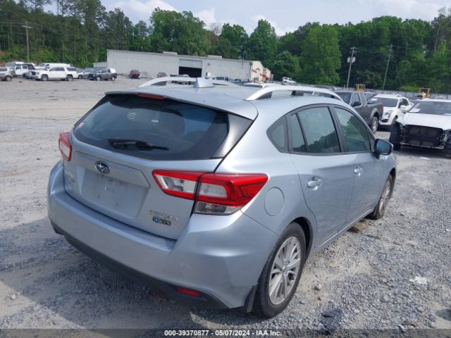 Photo 3 VIN: 4S3GTAD60J3715807 - SUBARU IMPREZA 