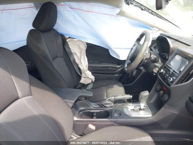 Photo 4 VIN: 4S3GTAD60J3715807 - SUBARU IMPREZA 