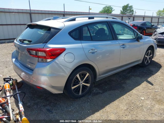 Photo 3 VIN: 4S3GTAD62N3710226 - SUBARU IMPREZA 