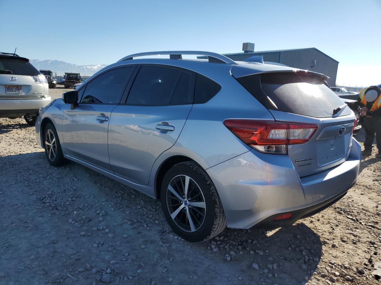 Photo 1 VIN: 4S3GTAD69K3716780 - SUBARU IMPREZA 