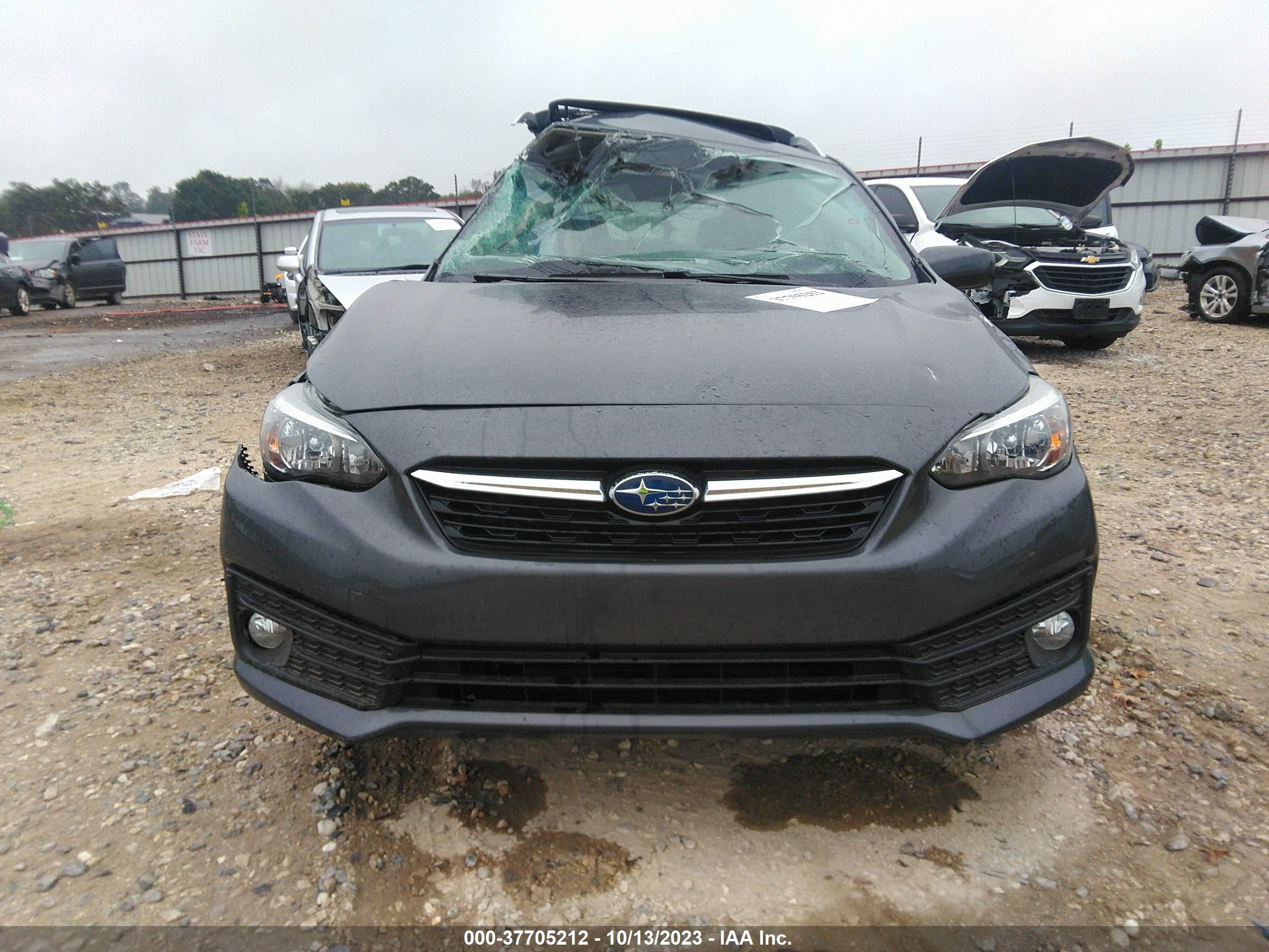 Photo 10 VIN: 4S3GTAD69N3725600 - SUBARU IMPREZA 