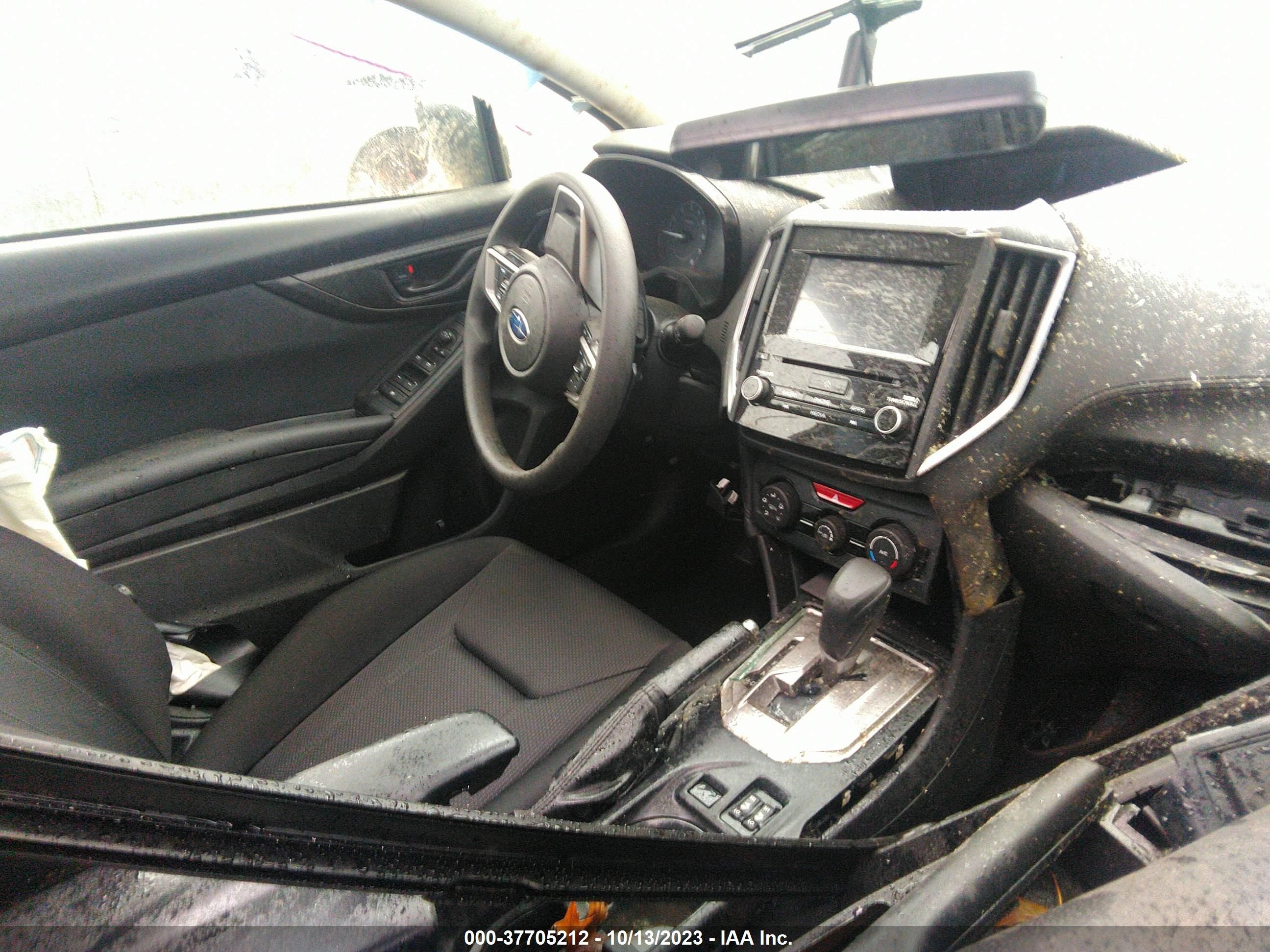 Photo 4 VIN: 4S3GTAD69N3725600 - SUBARU IMPREZA 