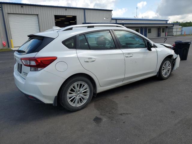 Photo 2 VIN: 4S3GTAD6XH3746461 - SUBARU IMPREZA PR 