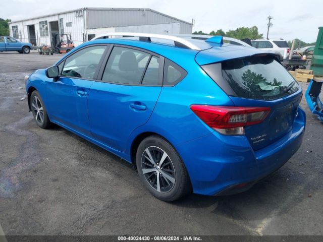 Photo 2 VIN: 4S3GTAD6XP3715810 - SUBARU IMPREZA 