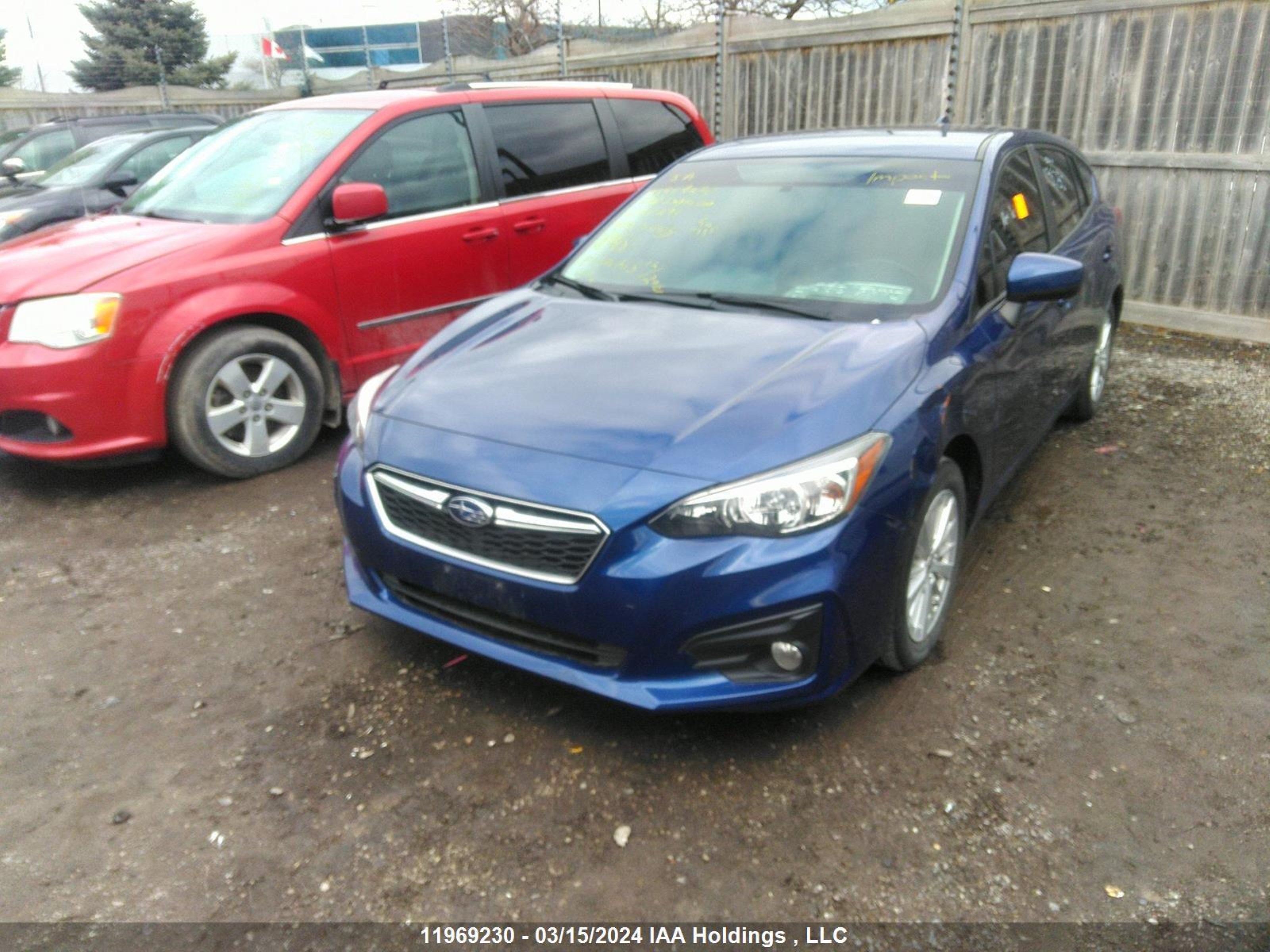 Photo 1 VIN: 4S3GTAE61J3721291 - SUBARU IMPREZA 