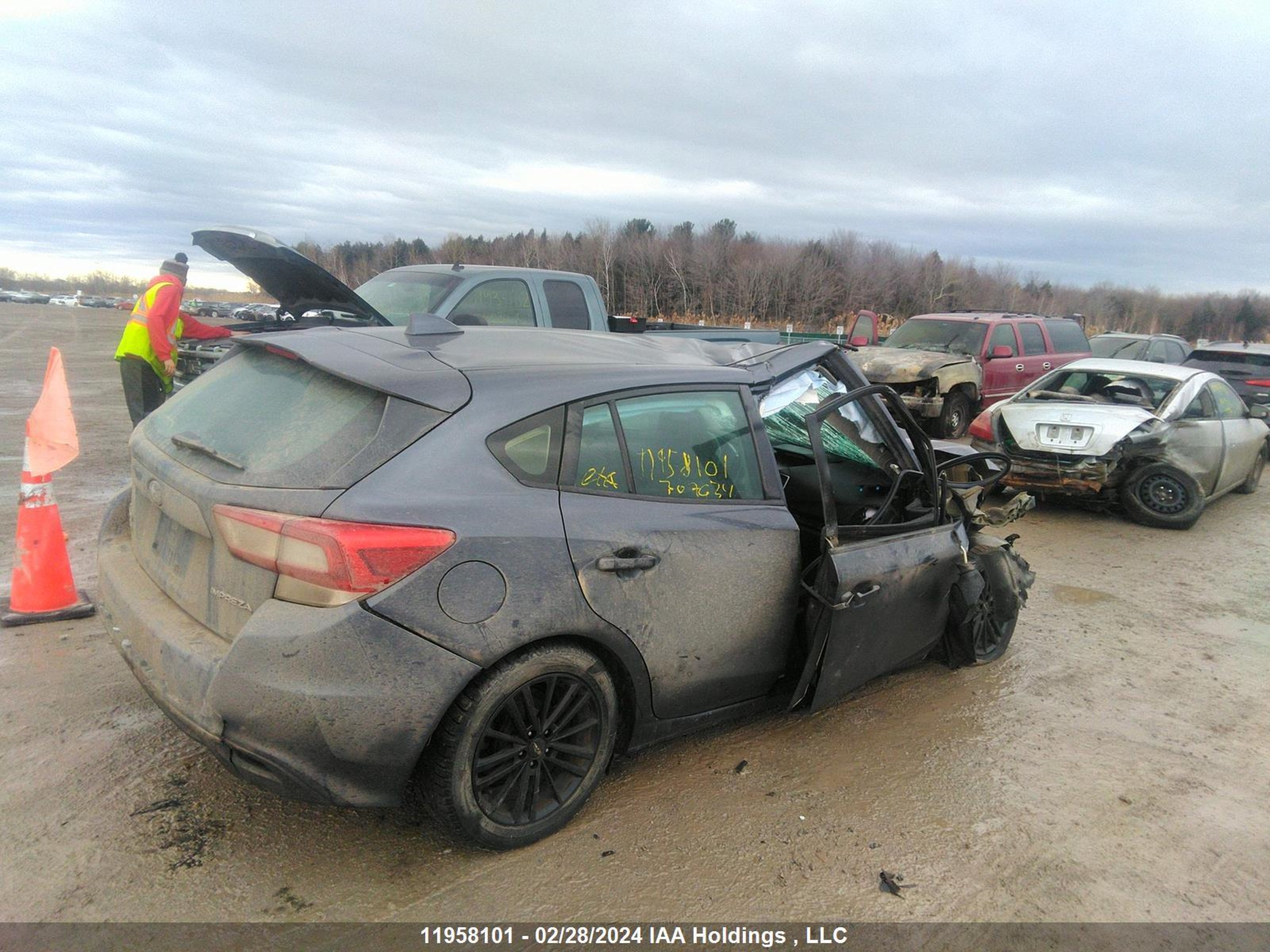 Photo 3 VIN: 4S3GTAE69H3707634 - SUBARU IMPREZA 