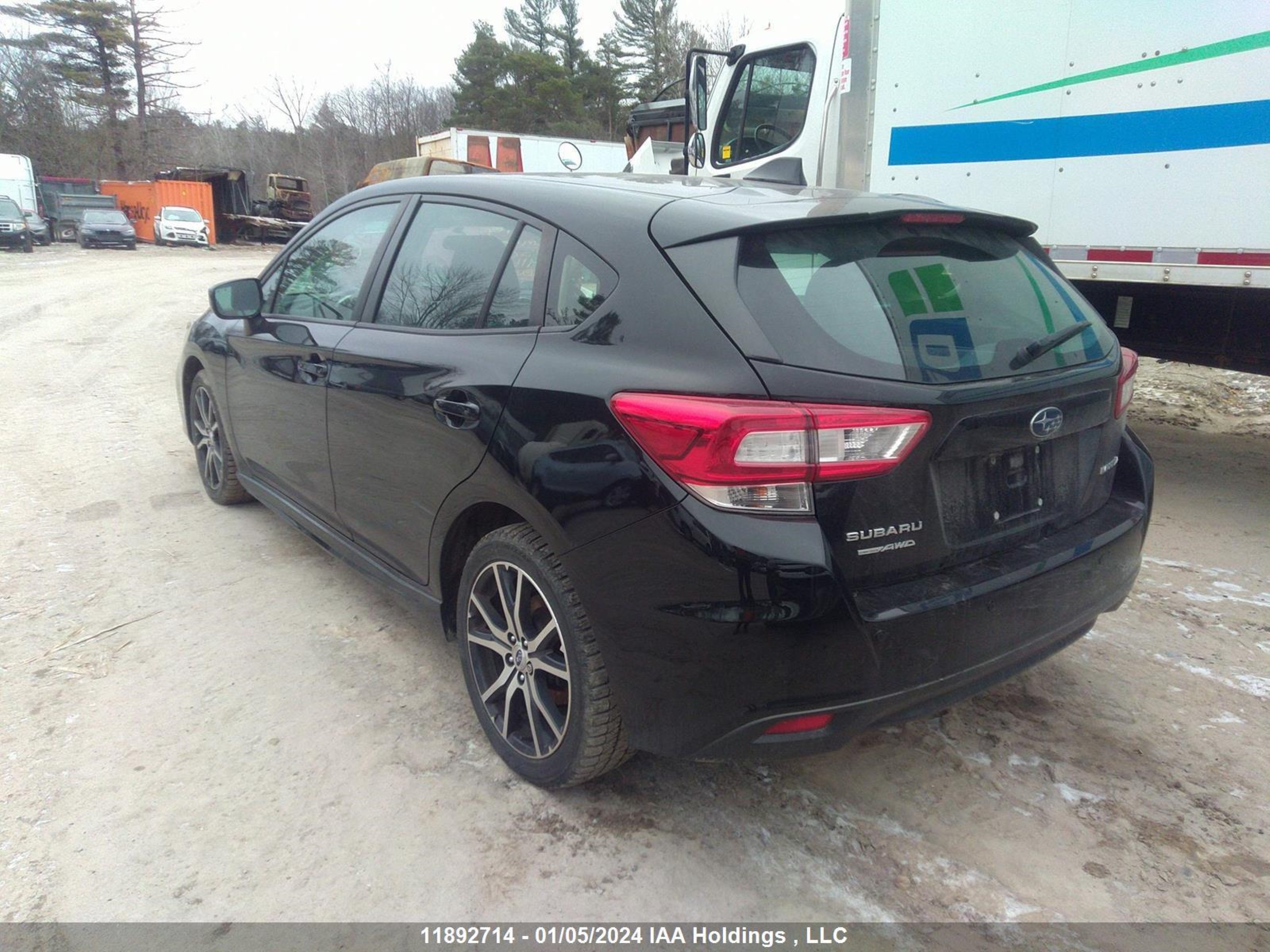 Photo 2 VIN: 4S3GTAG61K3758646 - SUBARU IMPREZA 