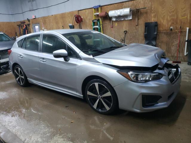 Photo 3 VIN: 4S3GTAK65J3710380 - SUBARU IMPREZA 