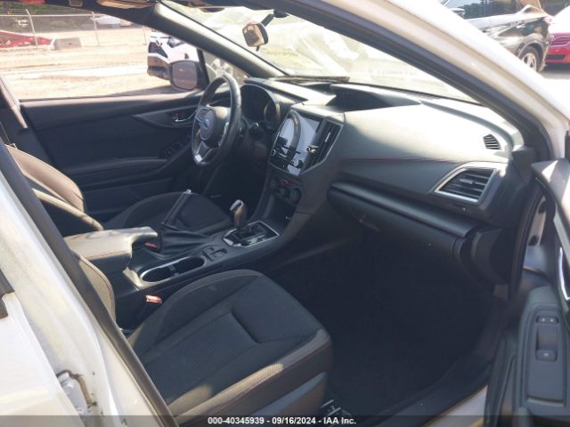 Photo 4 VIN: 4S3GTAM61K3751443 - SUBARU IMPREZA 