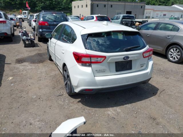 Photo 2 VIN: 4S3GTAM64K3756300 - SUBARU IMPREZA 