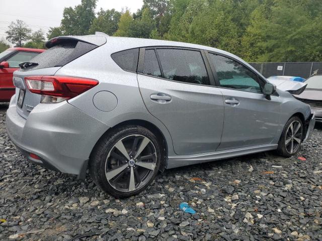 Photo 2 VIN: 4S3GTAM69J3715692 - SUBARU IMPREZA SP 