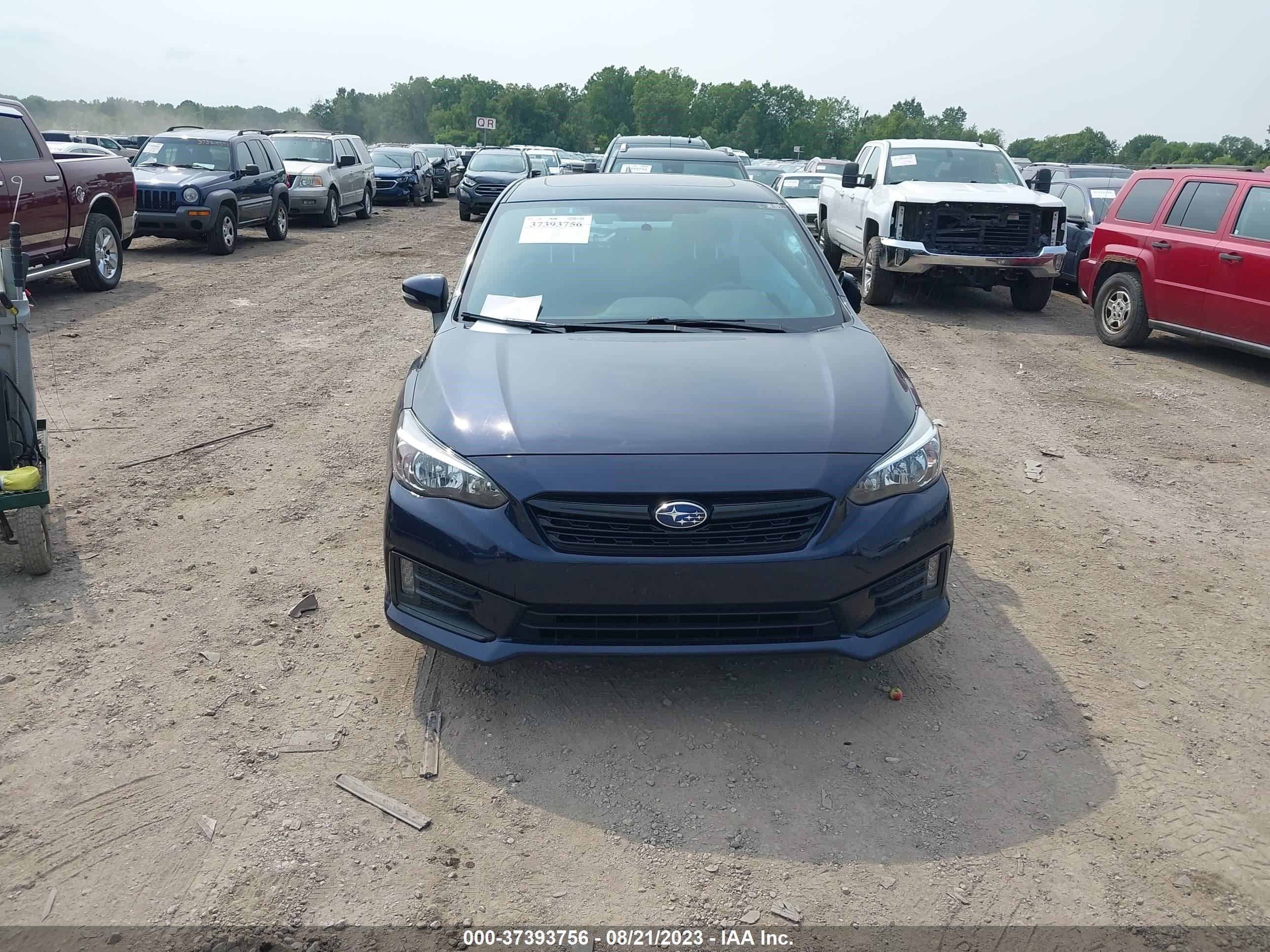 Photo 11 VIN: 4S3GTAM69L3730230 - SUBARU IMPREZA 