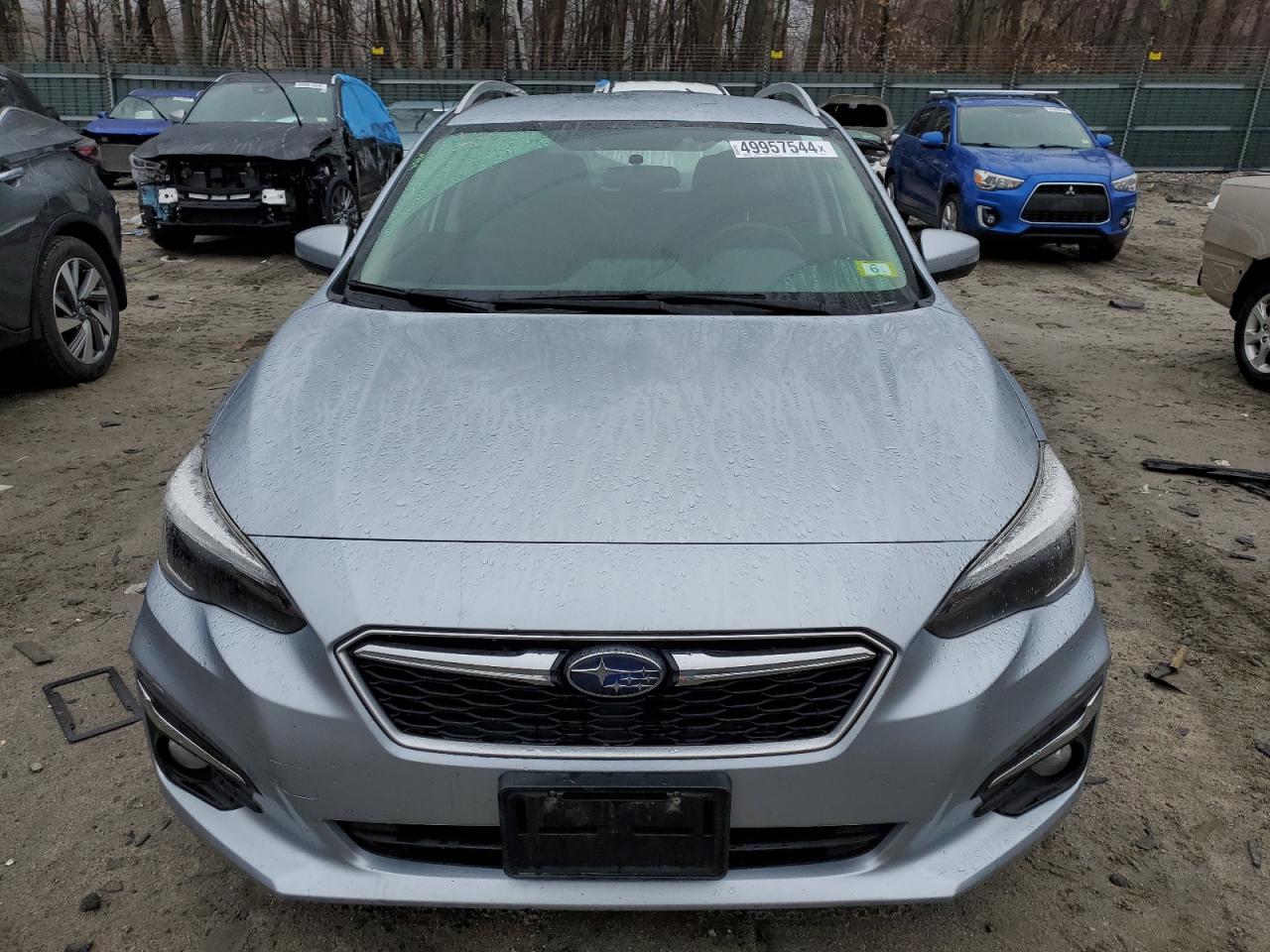 Photo 4 VIN: 4S3GTAN60J3748109 - SUBARU IMPREZA 