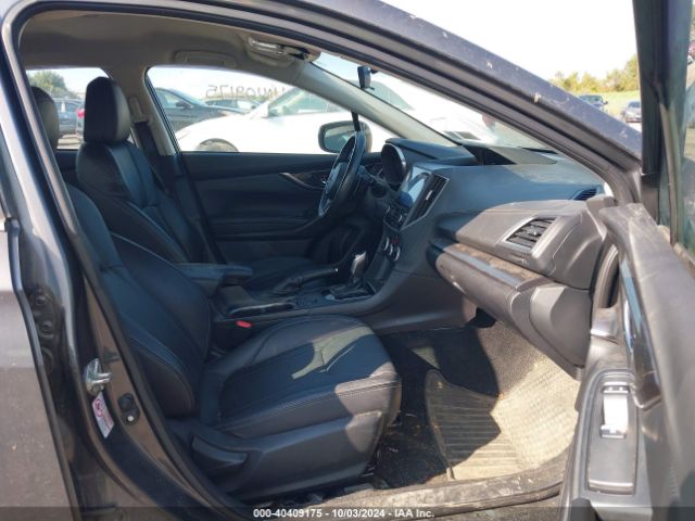 Photo 4 VIN: 4S3GTAN63J3720403 - SUBARU IMPREZA 