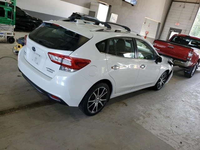 Photo 2 VIN: 4S3GTAN64H3735163 - SUBARU IMPREZA LI 