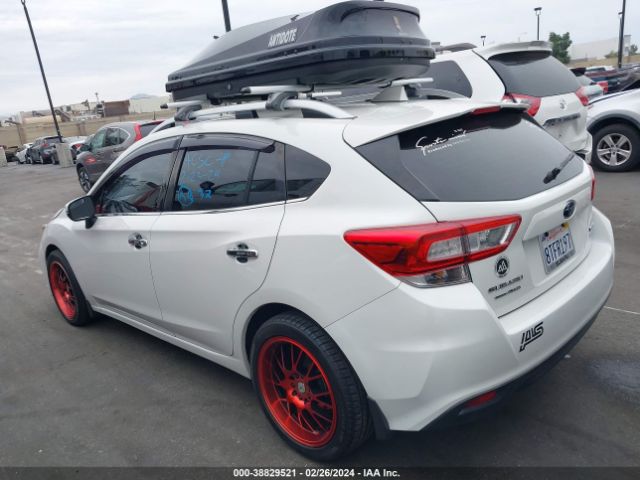 Photo 2 VIN: 4S3GTAN68H3704434 - SUBARU IMPREZA 