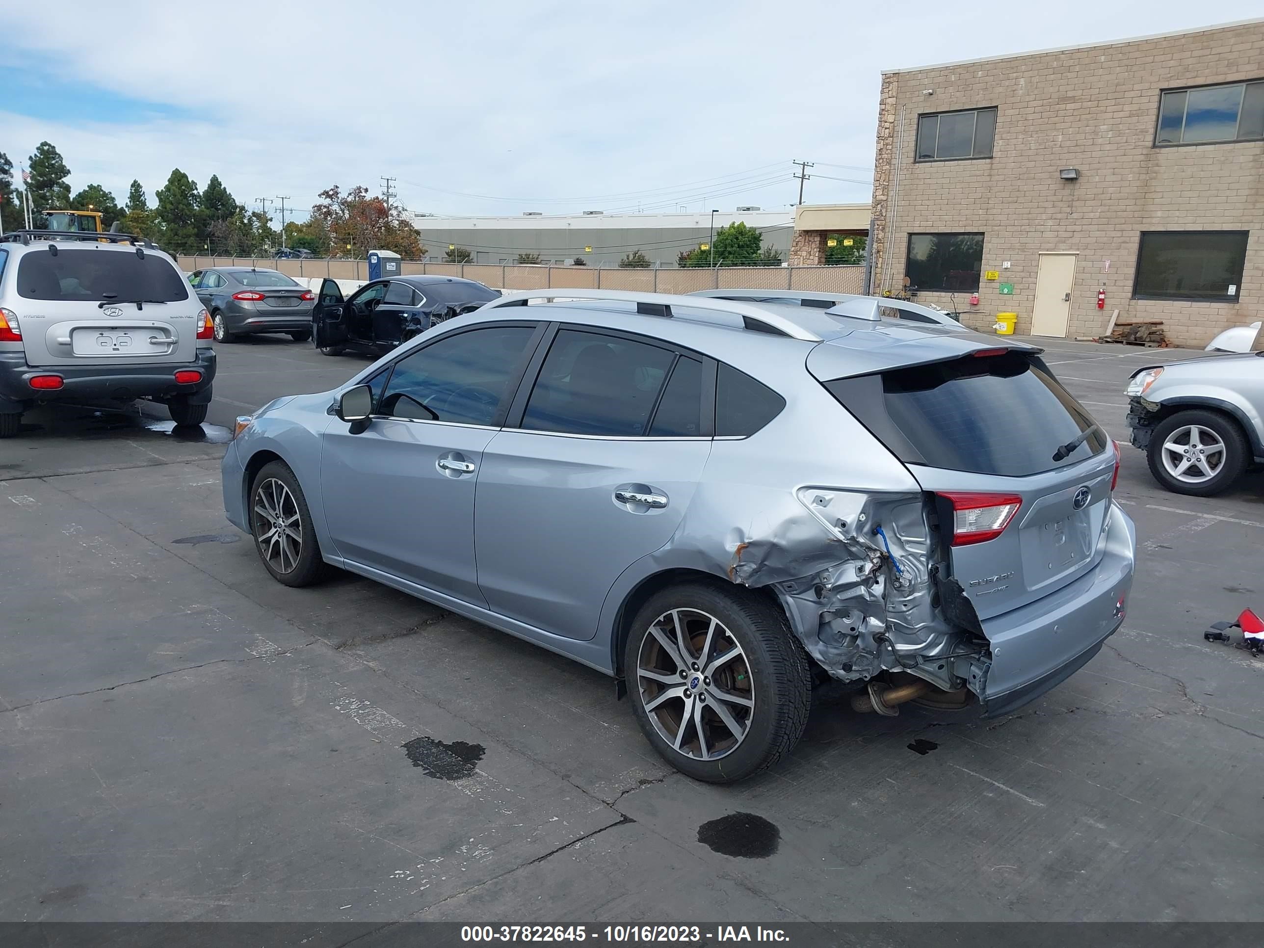 Photo 2 VIN: 4S3GTAS64K3735496 - SUBARU IMPREZA 