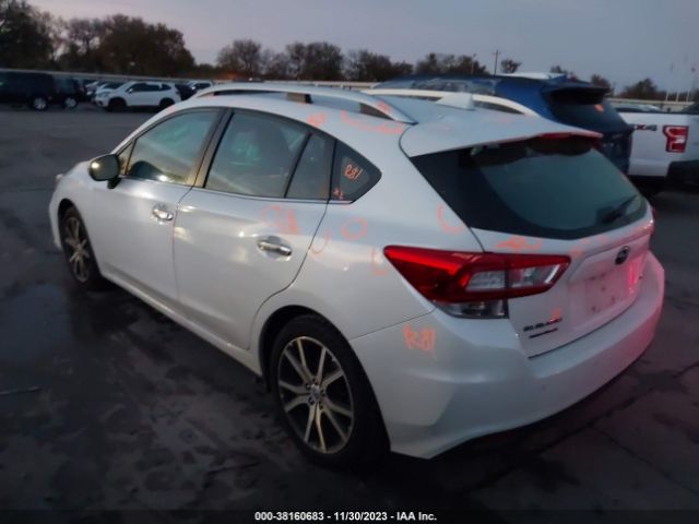 Photo 2 VIN: 4S3GTAT61J3747666 - SUBARU IMPREZA 