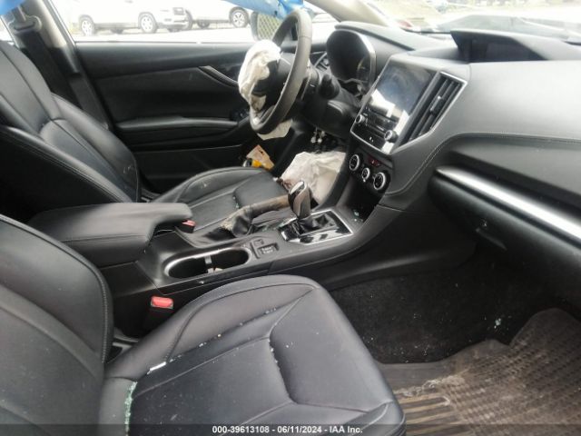 Photo 4 VIN: 4S3GTAT62K3740002 - SUBARU IMPREZA 