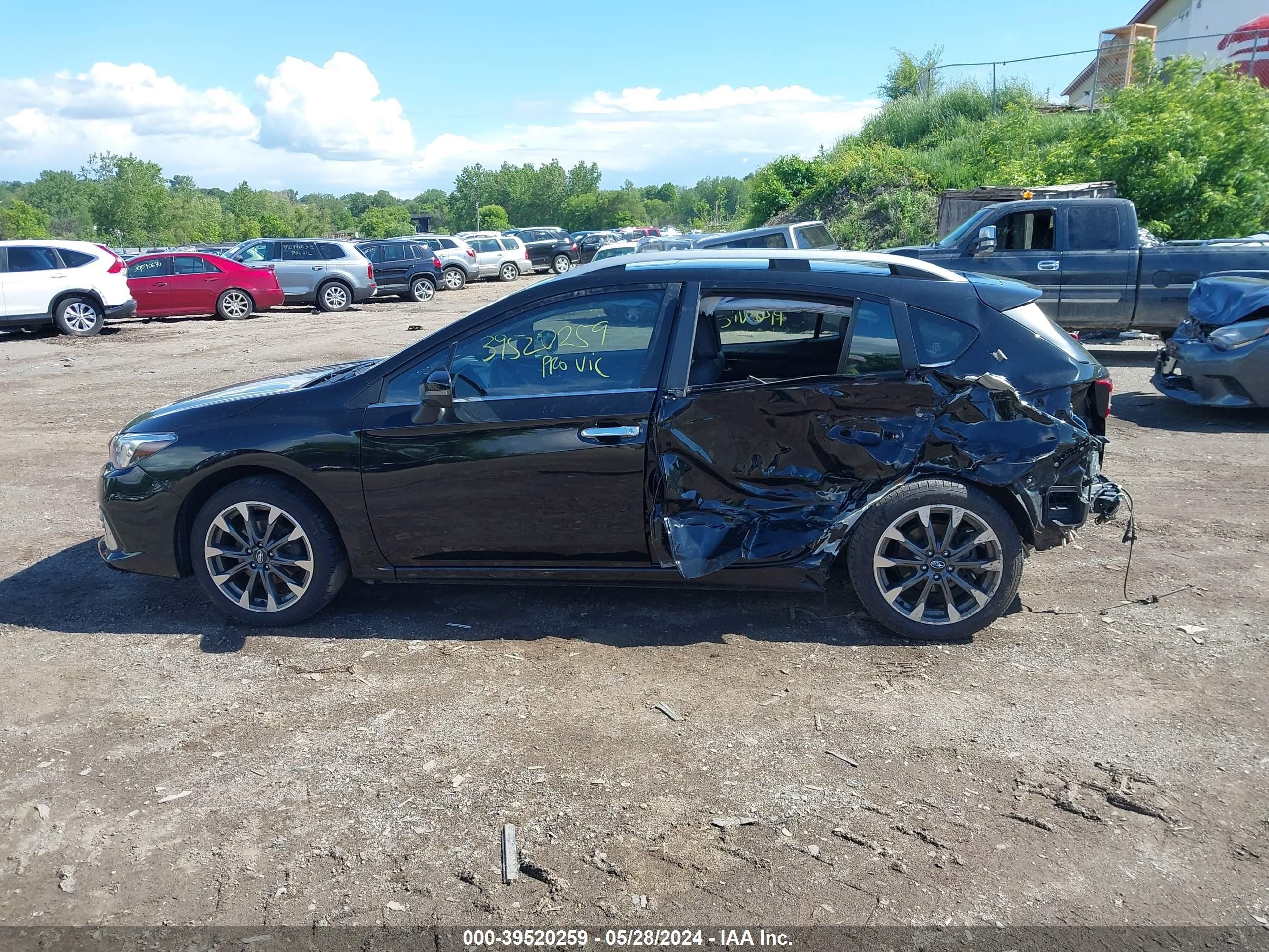 Photo 13 VIN: 4S3GTAU66L3707990 - SUBARU IMPREZA 