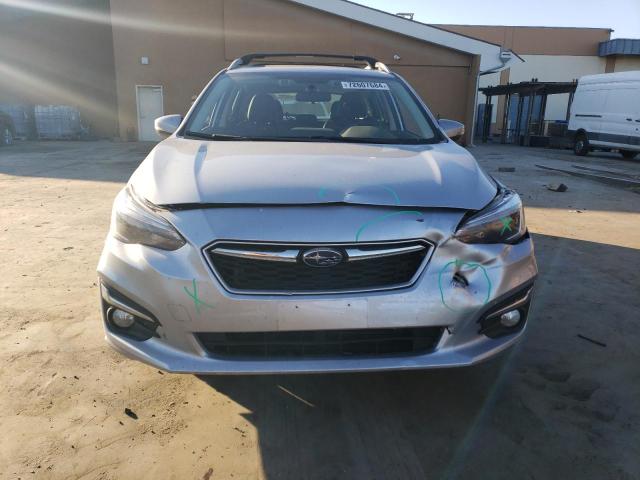 Photo 4 VIN: 4S3GTAU68K3713885 - SUBARU IMPREZA LI 