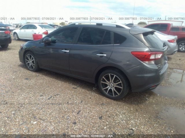 Photo 2 VIN: 4S3GTAU6XJ3753528 - SUBARU IMPREZA 