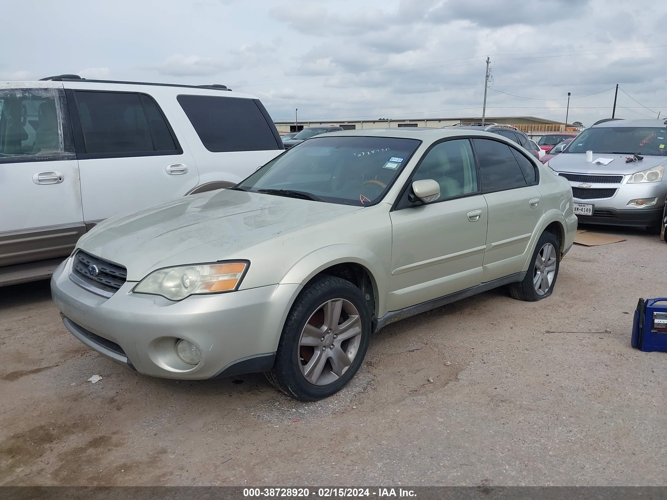 Photo 1 VIN: 4S4BL86C164202360 - SUBARU OUTBACK 