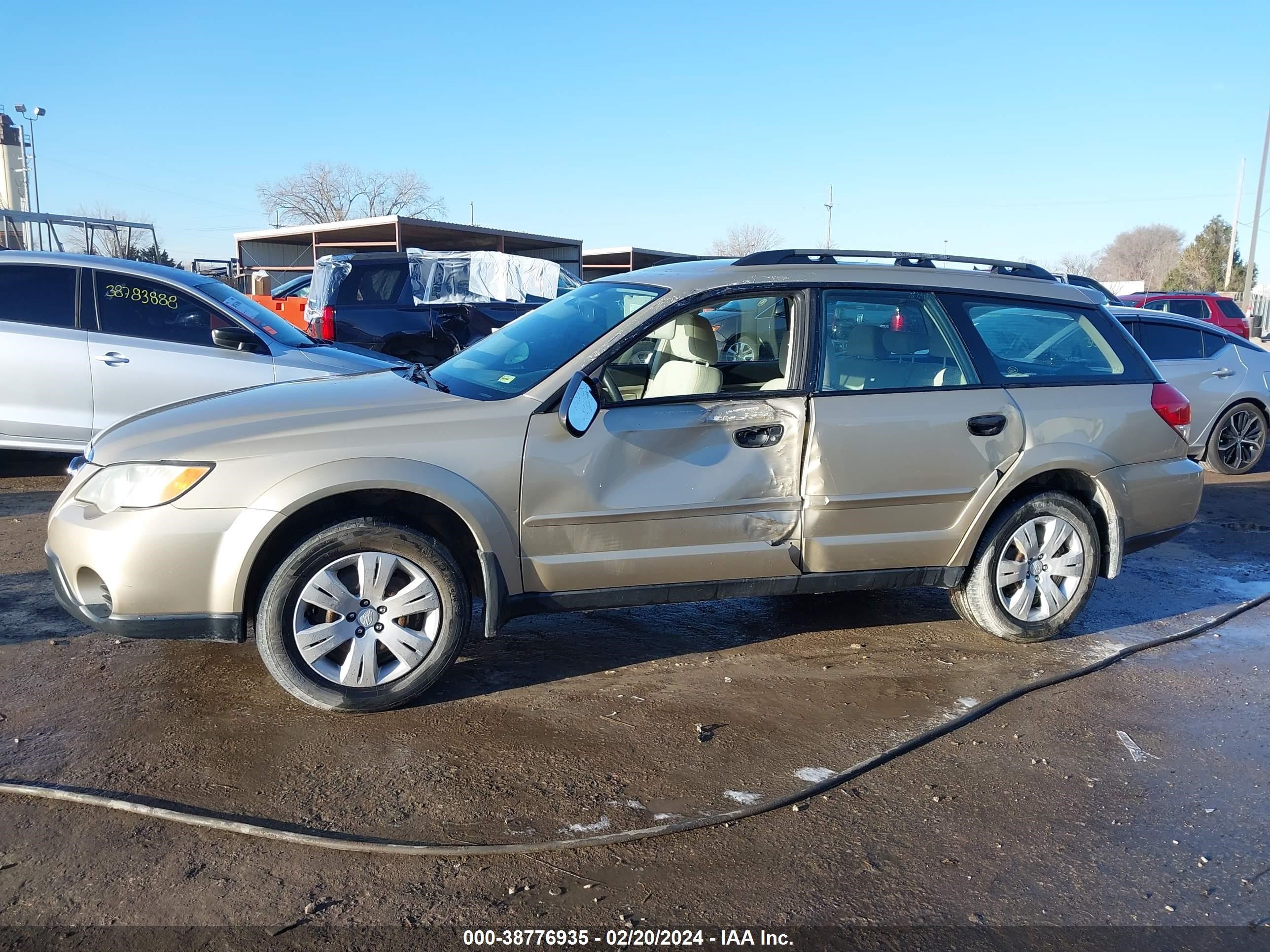 Photo 5 VIN: 4S4BP60C587327347 - SUBARU OUTBACK 