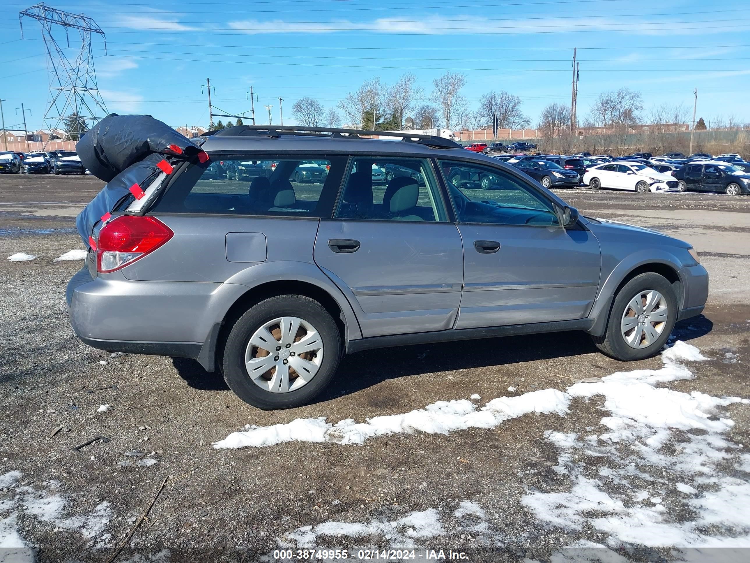 Photo 3 VIN: 4S4BP60C787363606 - SUBARU OUTBACK 