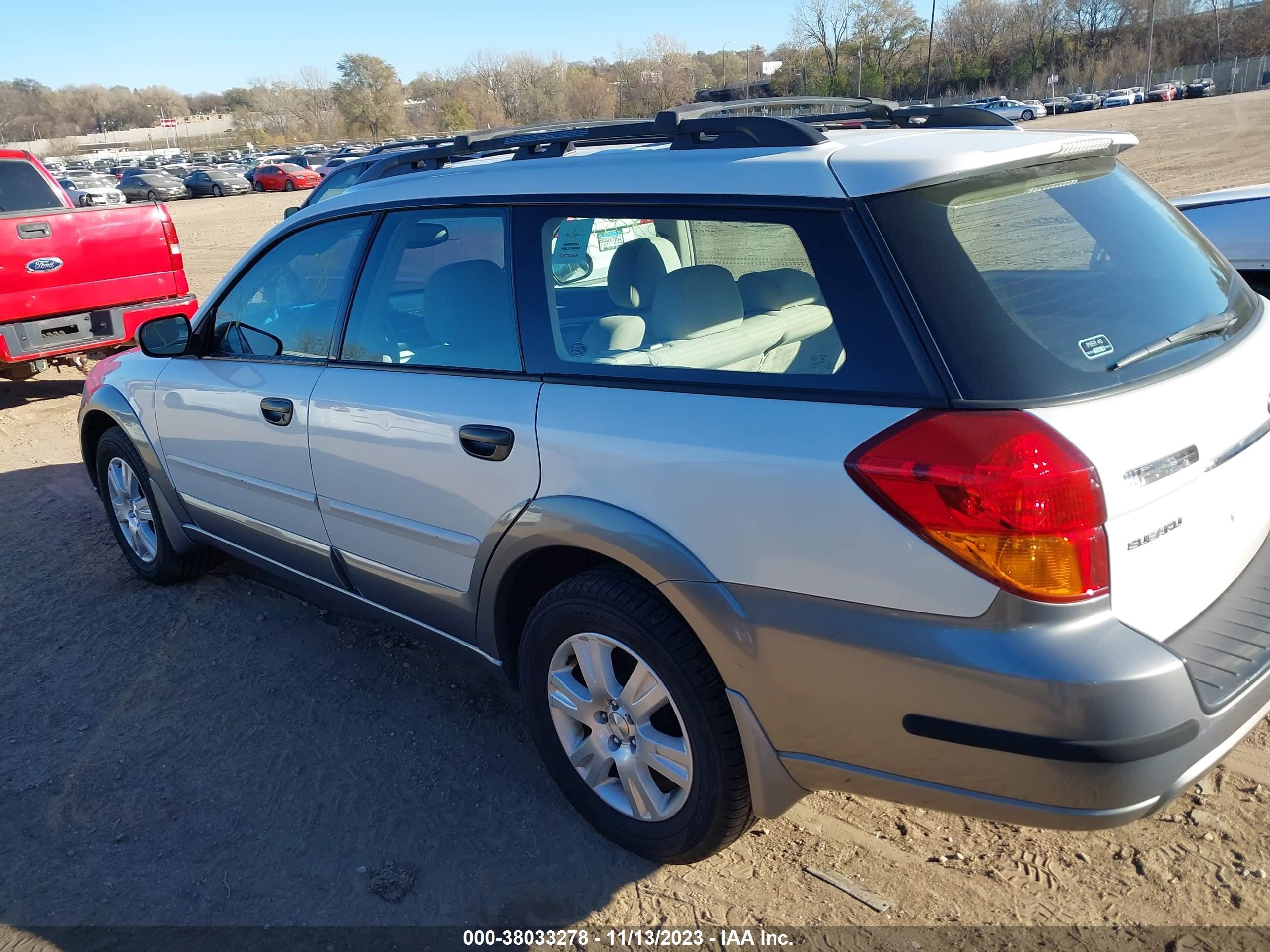 Photo 2 VIN: 4S4BP61C057344485 - SUBARU OUTBACK 