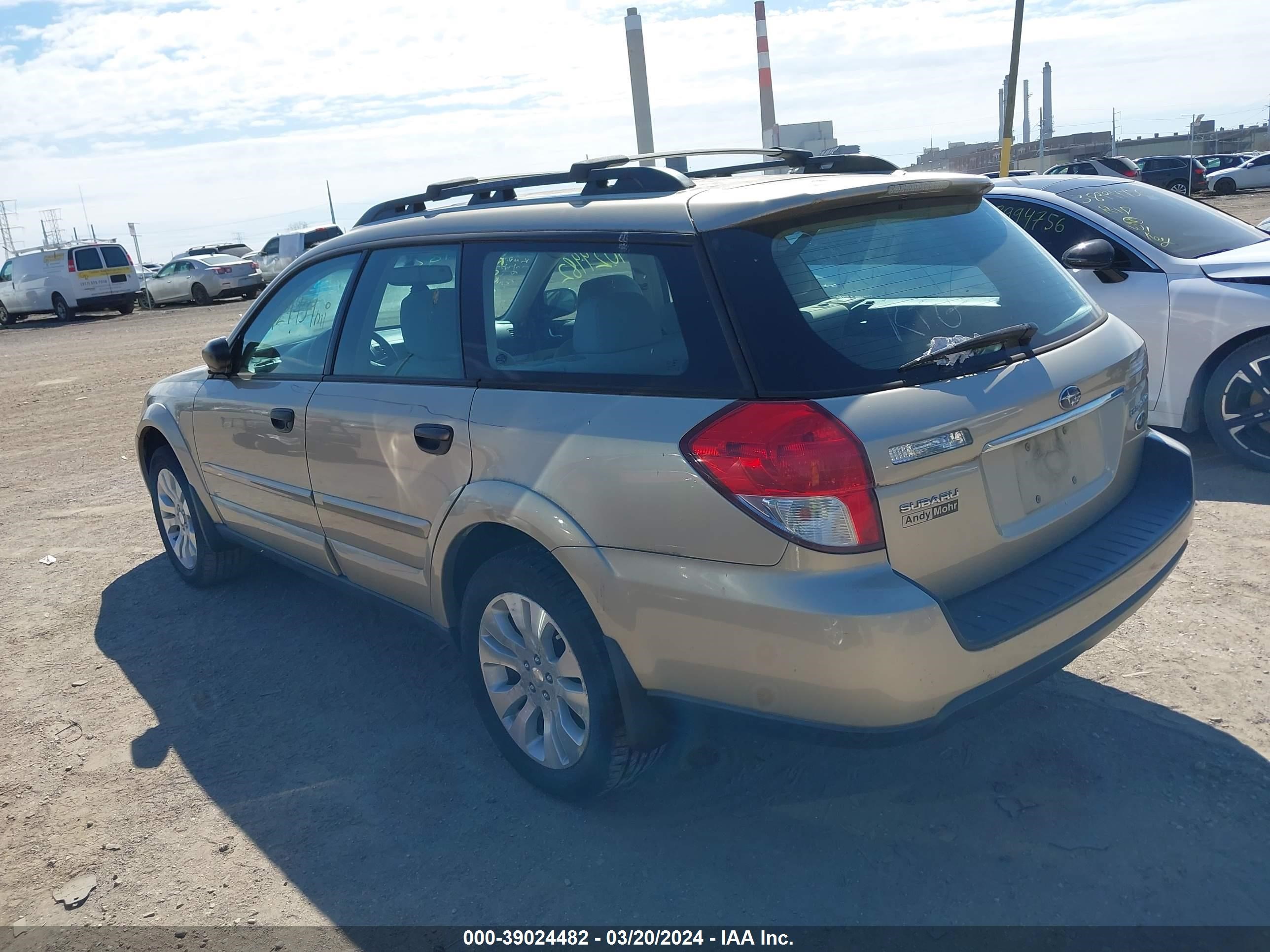 Photo 2 VIN: 4S4BP61C187303593 - SUBARU OUTBACK 