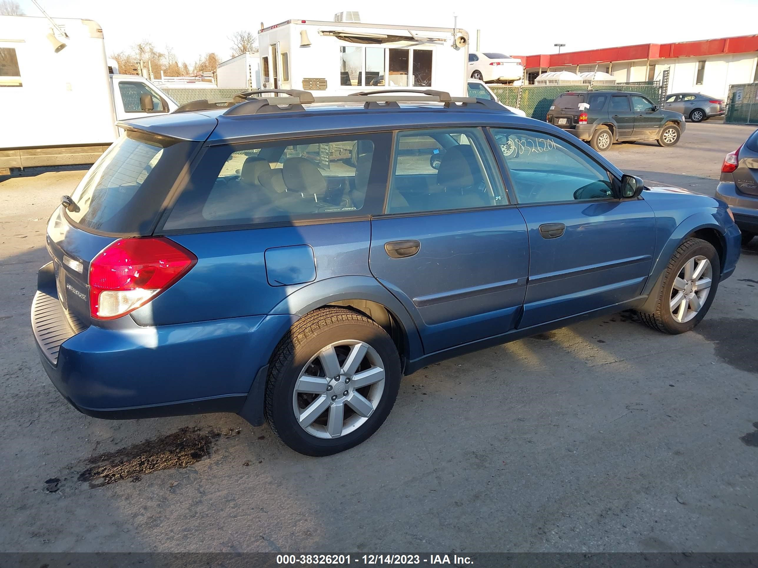 Photo 3 VIN: 4S4BP61C187329563 - SUBARU OUTBACK 