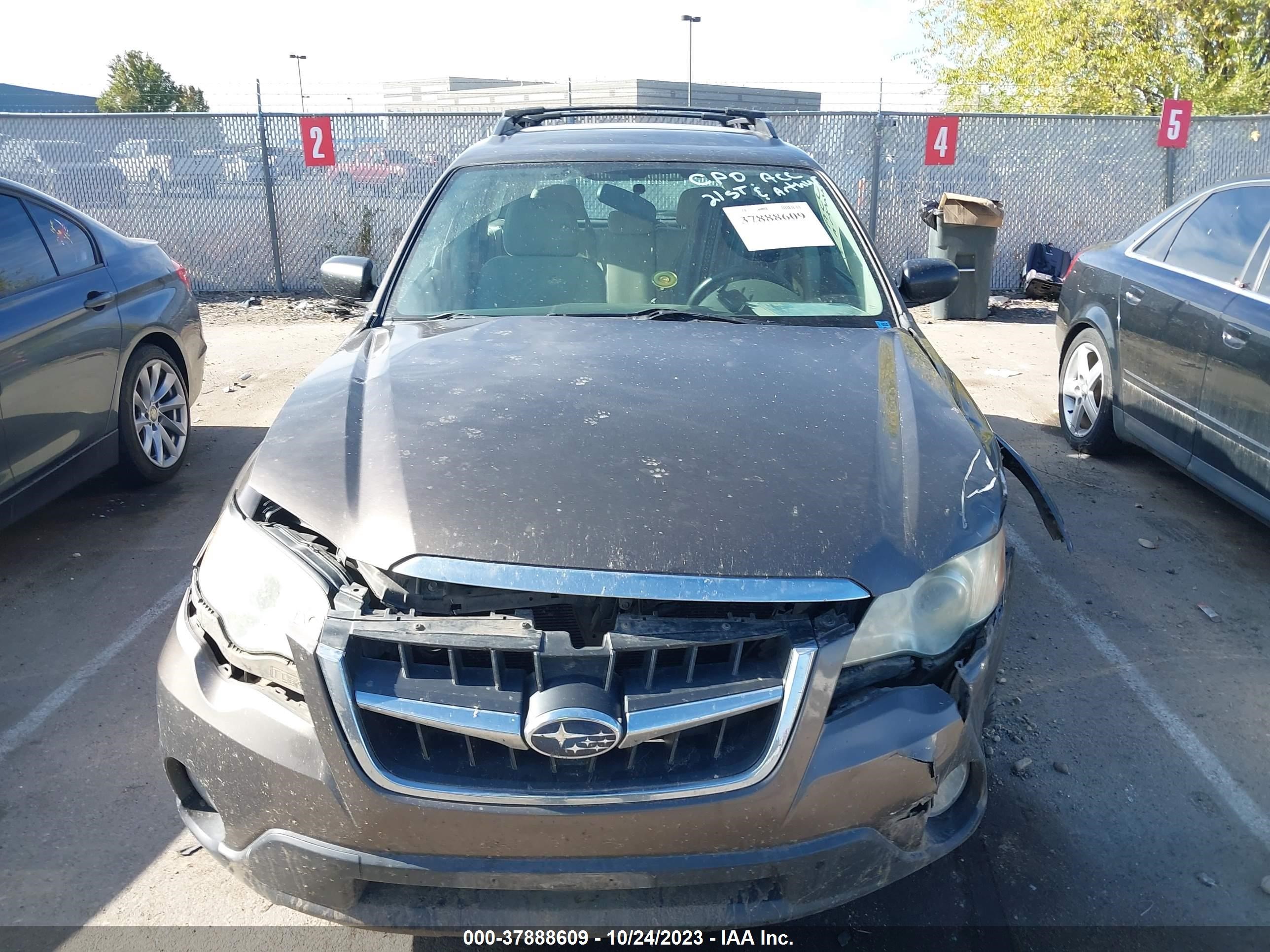 Photo 11 VIN: 4S4BP61C197310688 - SUBARU OUTBACK 