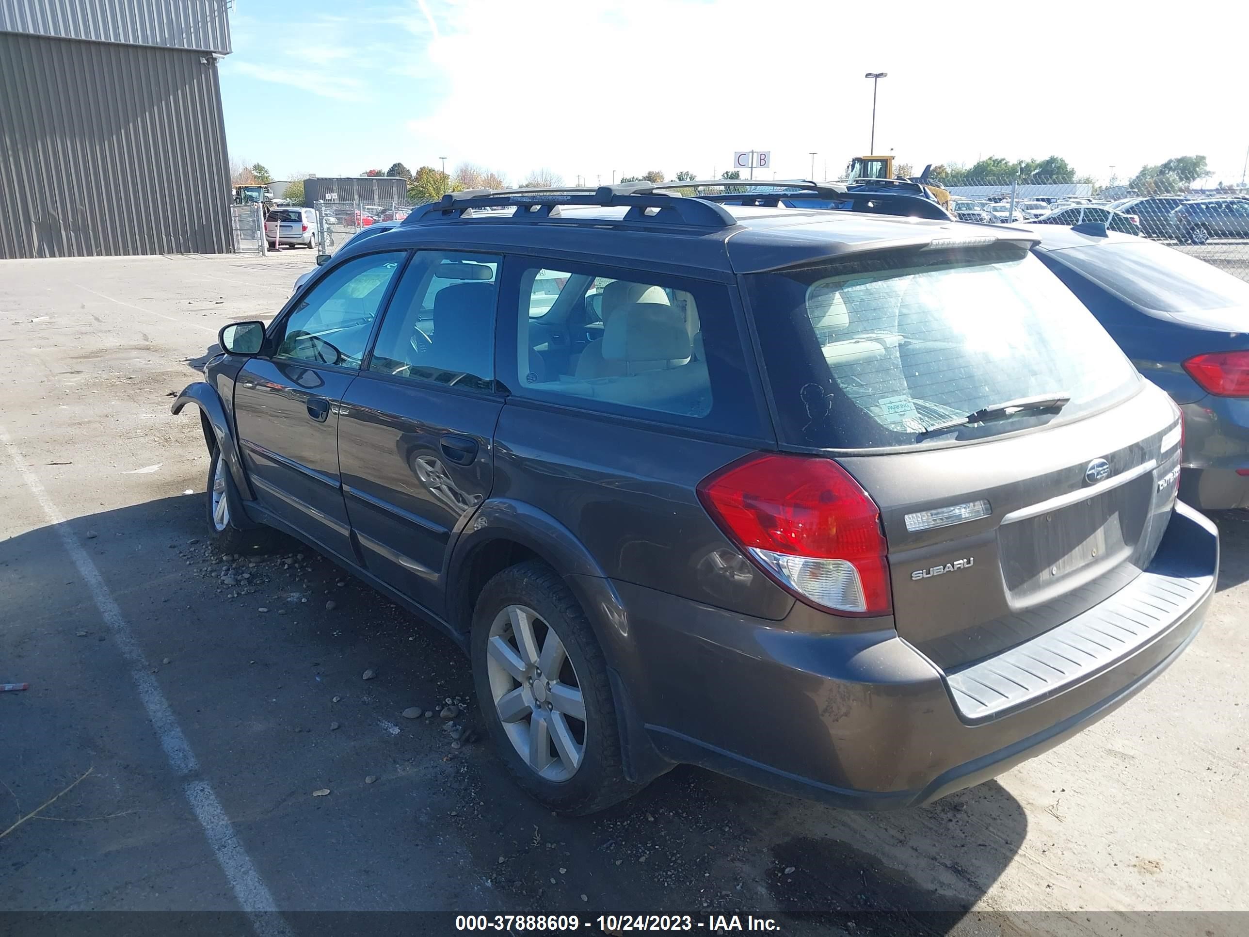 Photo 2 VIN: 4S4BP61C197310688 - SUBARU OUTBACK 